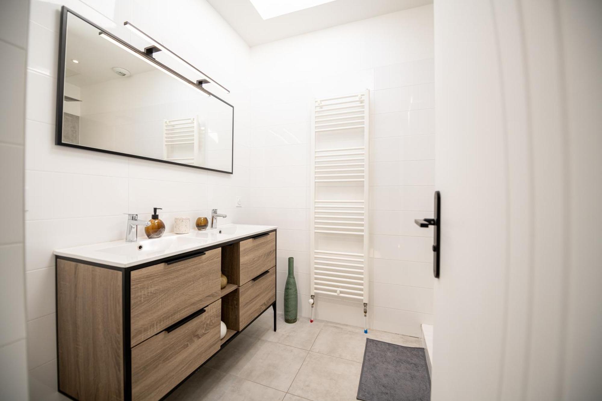 Kasa Madura - Duplex Au Calme Tout Equipe Сент-Этьен Экстерьер фото